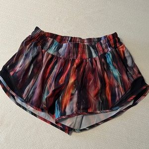 Hotty Hot Low Rise 2.5" - Like new!